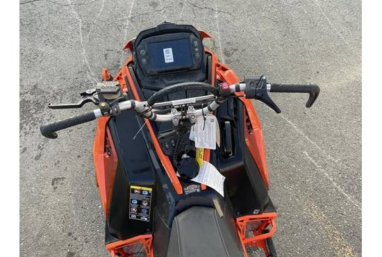 2024 Patriot 9R Pro RMK Slash 165 Premium Matte Orange Metallic