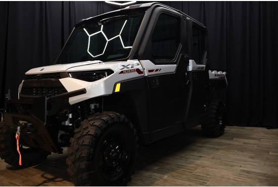 2025 ranger® crew xp 1000 northstar edition trail boss