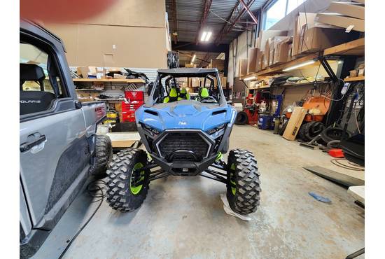 2025 RZR PRO XP 4 ULTIMATE - ZENITH BLUE Ultimate - Zenith Blue