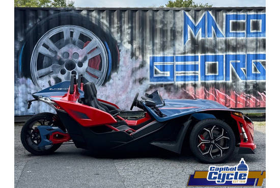 2025 slingshot® r (autodrive)