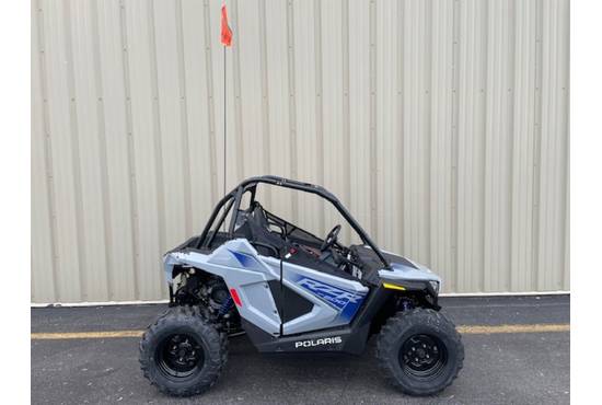 2025 rzr® 200 efi