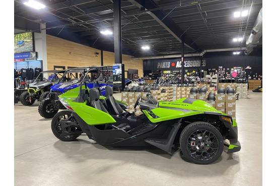 2025 Slingshot SL Liquid Lime