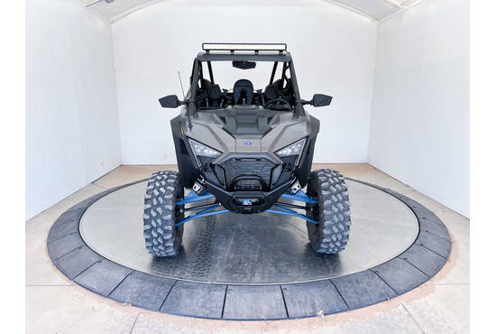 2021 rzr pro xp ultimate lightning