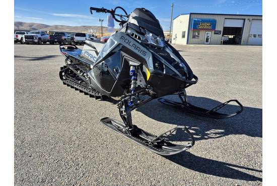 2026 Patriot Boost PRO RMK 155 Gloss Black / Blue Dusk