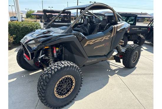 2025 rzr pro r ultimate