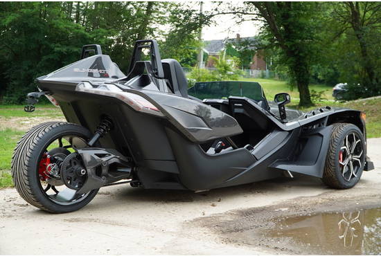 2025 slingshot® r (autodrive)