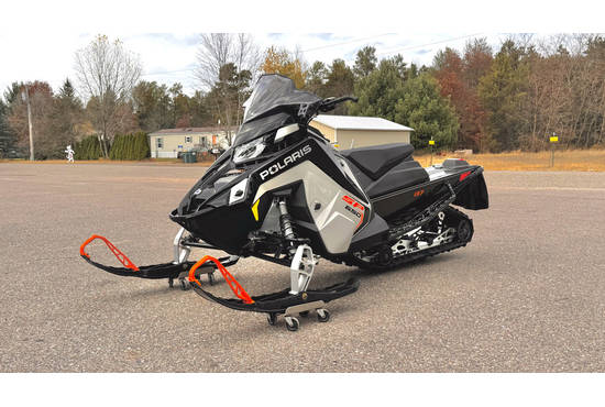 2025 650 Indy SP 137 ES