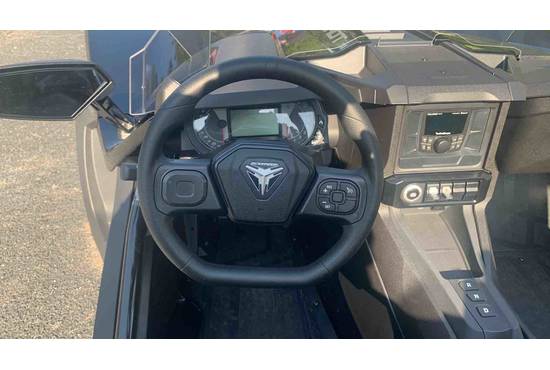 2025 slingshot® s (autodrive)