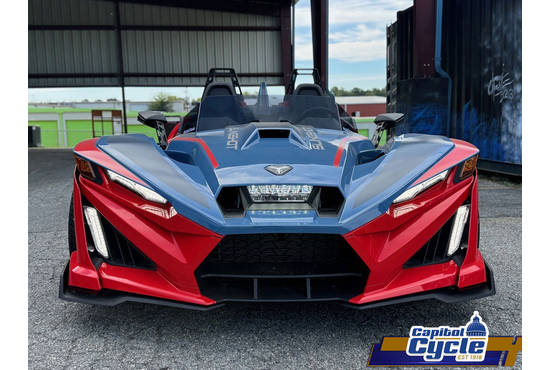 2025 slingshot® r (autodrive)