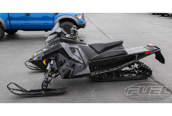 2025 Patriot 9R Indy XCR 136 Shadow Gray / Gloss Black