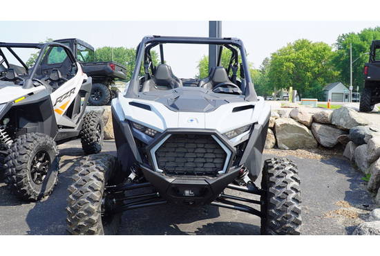 2025 rzr pro xp® 4 sport