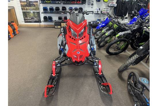 2025 850 RMK KHAOS 165 Storm Gray / Indy Red