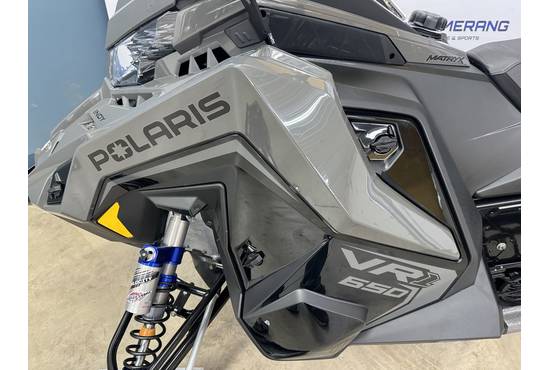 2025 650 Indy VR1 137 Shadow Gray / Gloss Black