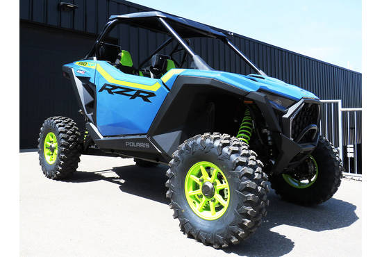 2025 RZR Pro XP Ultimate