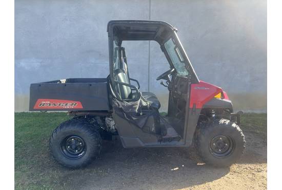 2015 Ranger® 570 Solar Red