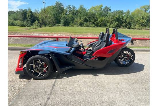 2025 slingshot® r (autodrive)