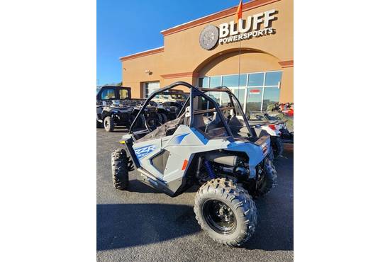 2025 rzr® 200 efi