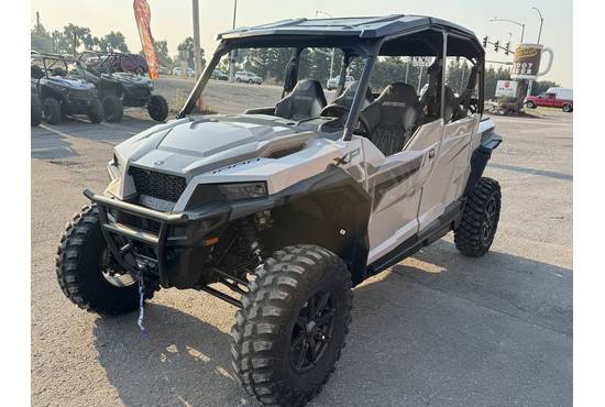 General XP 4 1000 Sport