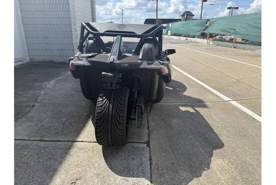 2025 slingshot® r (autodrive)