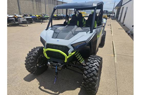 2025 rzr xp® 4 1000 ultimate