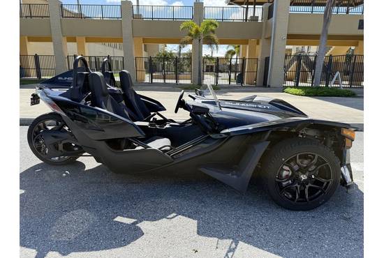 2024 slingshot® s autodrive w technology package i