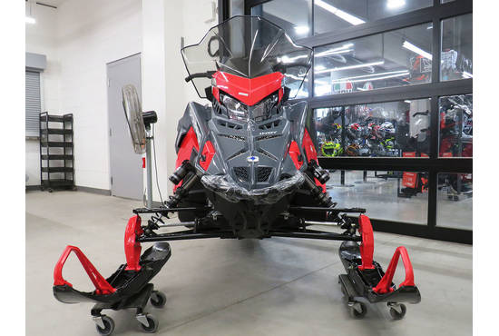 2024 650 Indy Adventure 137 Indy Red