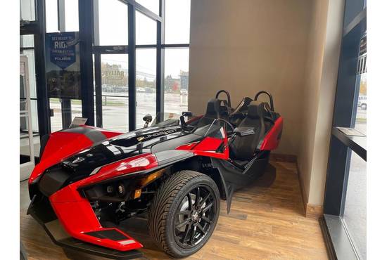2024 Slingshot® SLR AutoDrive Slingshot Red Pearl