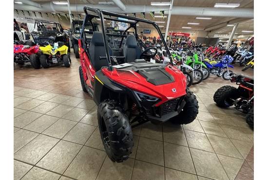 2024 rzr® 200 efi
