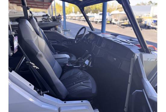 2025 general® 4 1000 sport