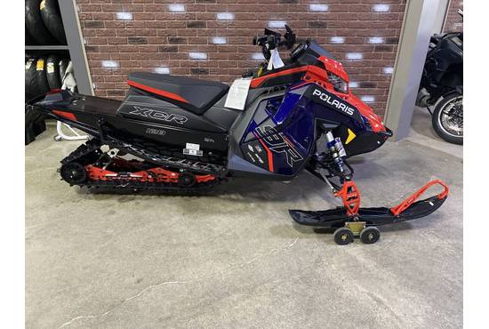 2025 9R Indy XCR 128 Midnight Blue Metallic / Indy Red