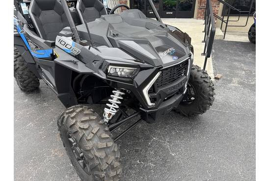 2023 RZR XP 1000 Ultimate Onyx Black