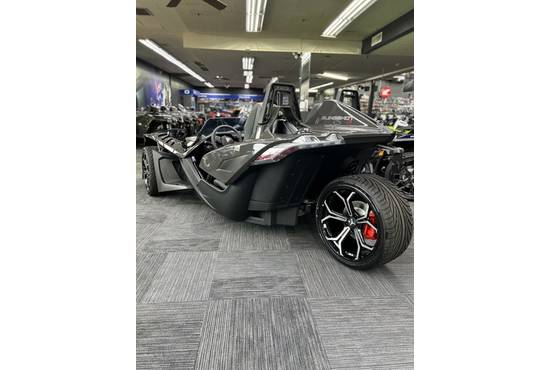 2025 slingshot® r (manual)