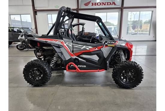 2023 RZR XP 1000 Ultimate Indy Red