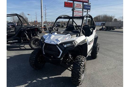 2023 RZR Trail S 900 Sport White Lightning