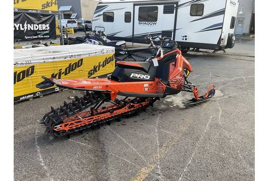 2024 Patriot 9R Pro RMK Slash 165 Premium Matte Orange Metallic
