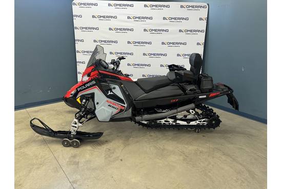 2025 650 Indy Adventure 137 Storm Gray / Indy Red