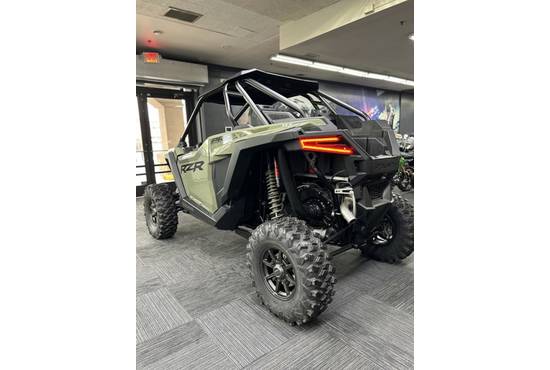 2025 rzr pro xp® ultimate