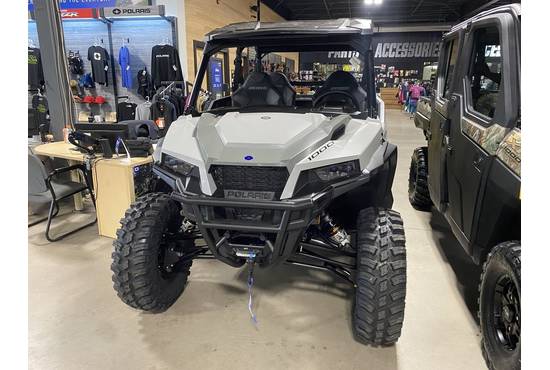 2026 General XP 4 1000 Sport