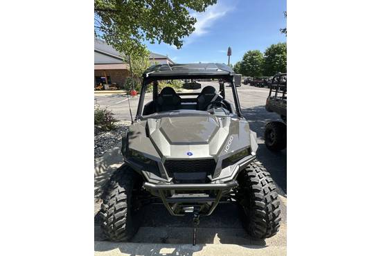 2025 general® xp 1000 premium