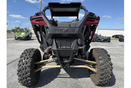 2022 RZR Pro XP Ultimate Black Crystal