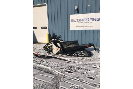 2025 650 Indy SP 137 ES