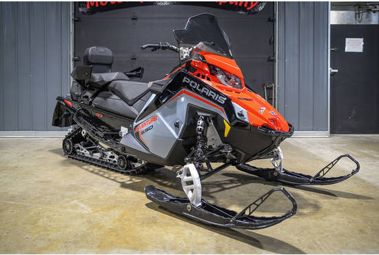 2025 650 Indy Adventure 137 Storm Gray / Indy Red