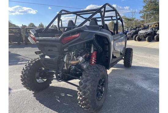2025 rzr xp® 4 1000 premium