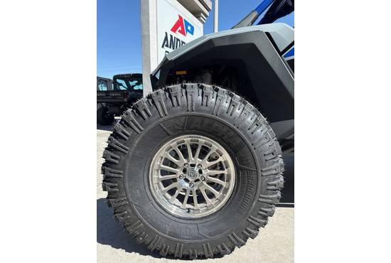 2025 rzr pro r 4 sport