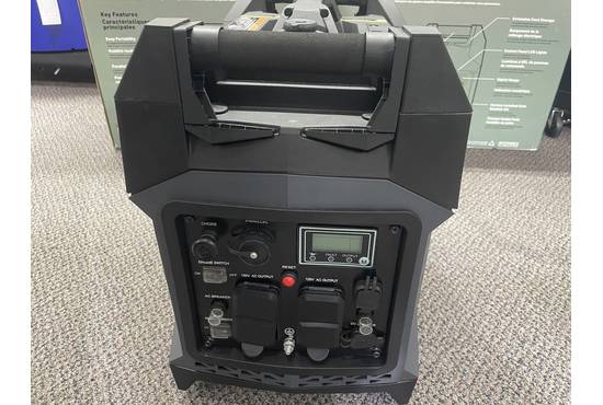2021 P2000i Portable Inverter Generator