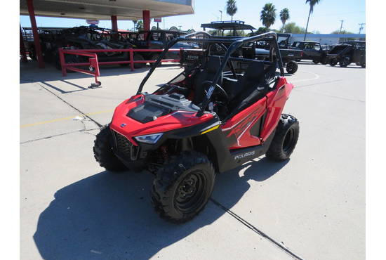 2025 rzr® 200 efi