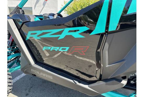 2025 rzr pro r ultimate
