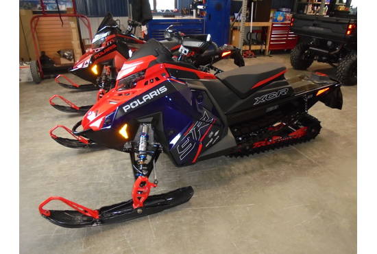 2025 9R Indy XCR 128 Midnight Blue Metallic / Indy Red
