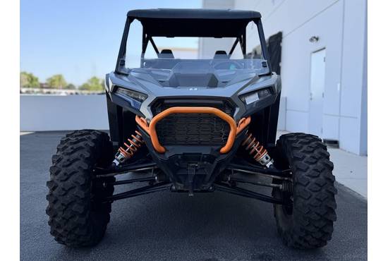 2024 RZR XP 1000 Ultimate Matte Titanium / Onyx Black