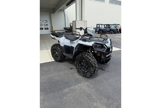 2024 sportsman® 570 premium